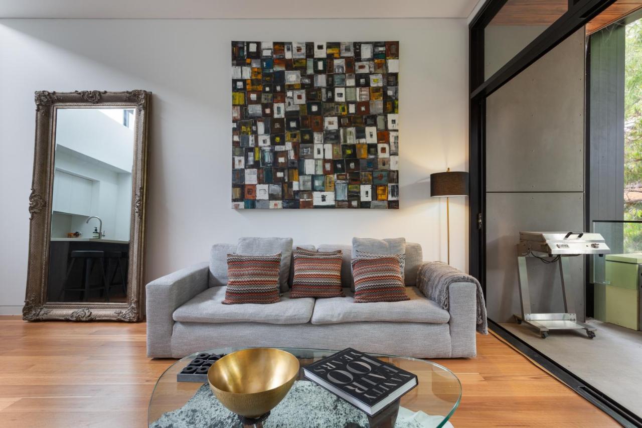 Stylish 2-Bed Apartment With Bbq Patio Near Beach Sydney Bagian luar foto